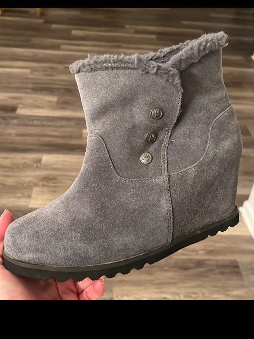 BearPaw Twill wedge heel boots Sherpa lined charcoal size 10 suede